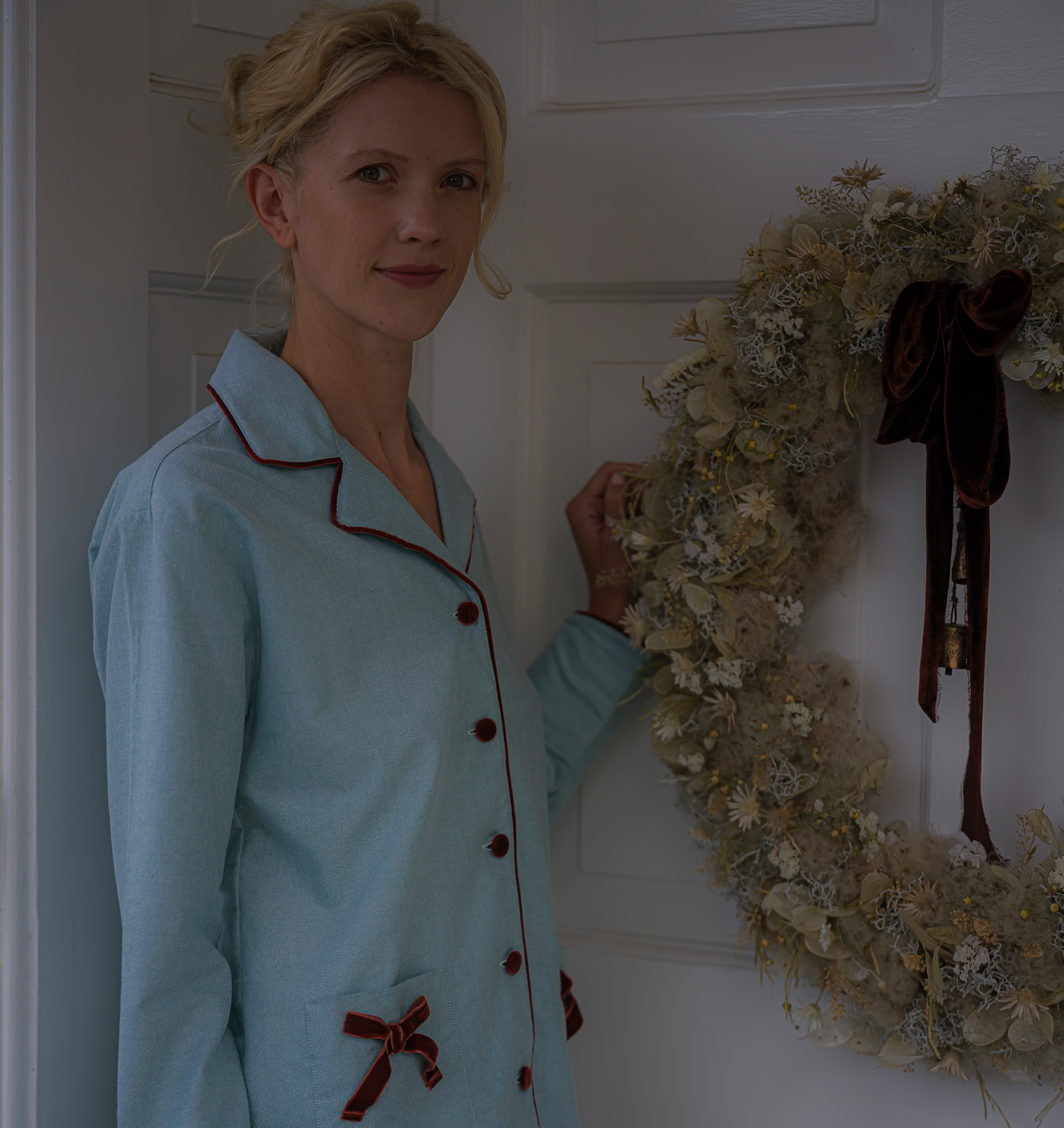 Crafting with Nature's Treasures at Winter - Reflections by Lyndsay at Moomi Botanicals